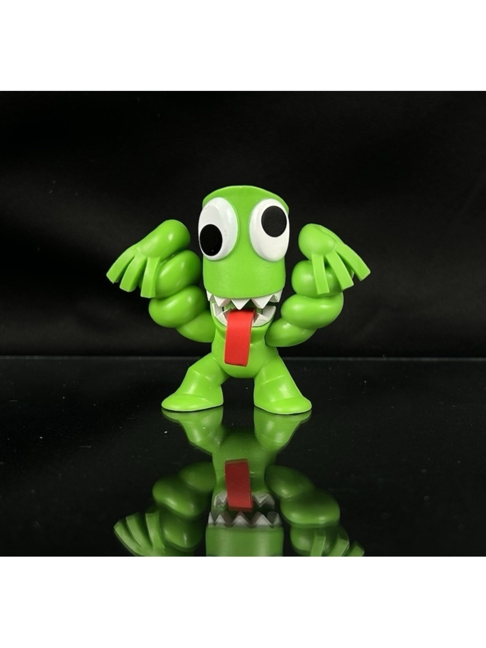 Phatmojo Rainbow Friends Green Goolish Vinyl Figure Blind Pack